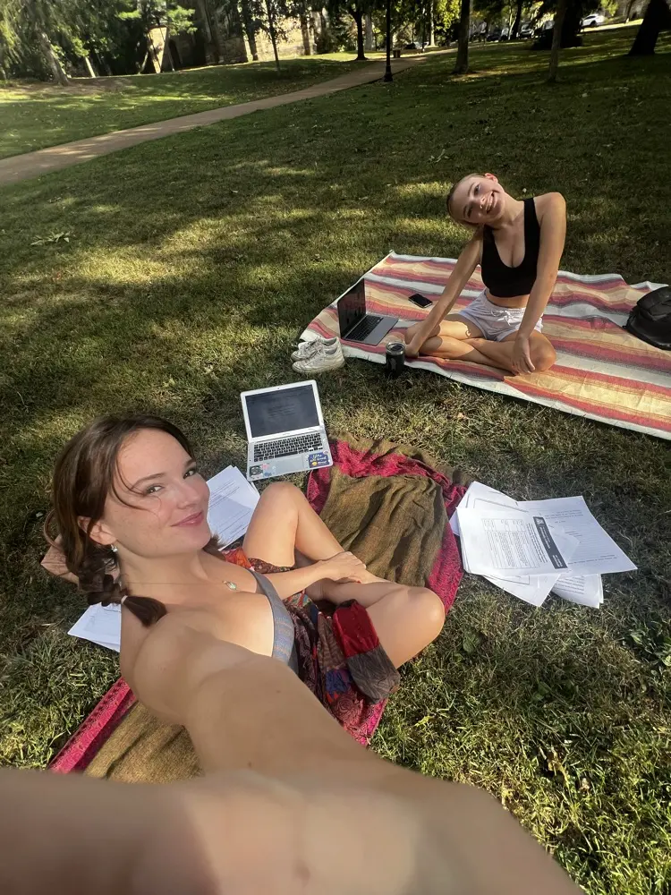 Molly Windham profile pic