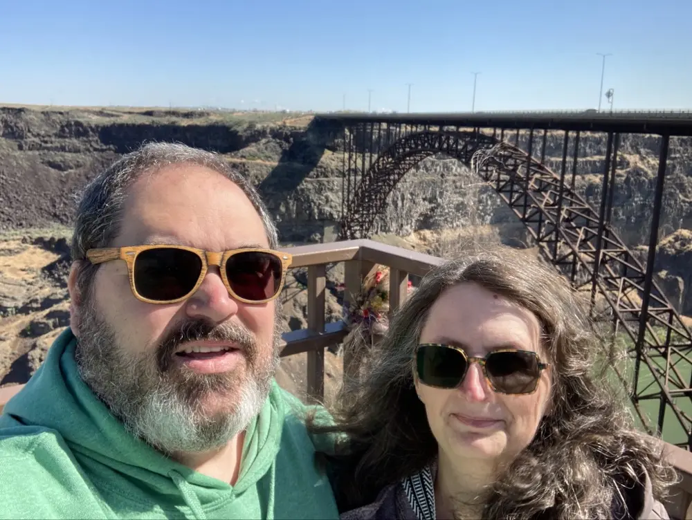 Tom Rowe profile pic