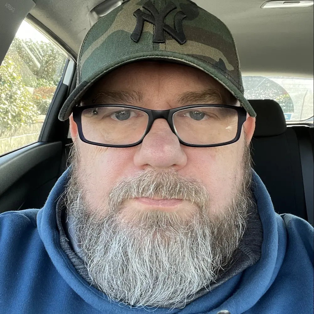 MrDarkReads profile pic