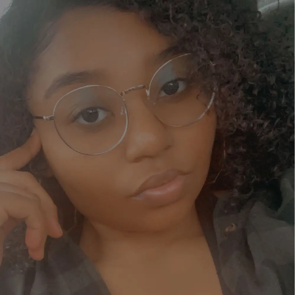 Bookish BlkGrl profile pic