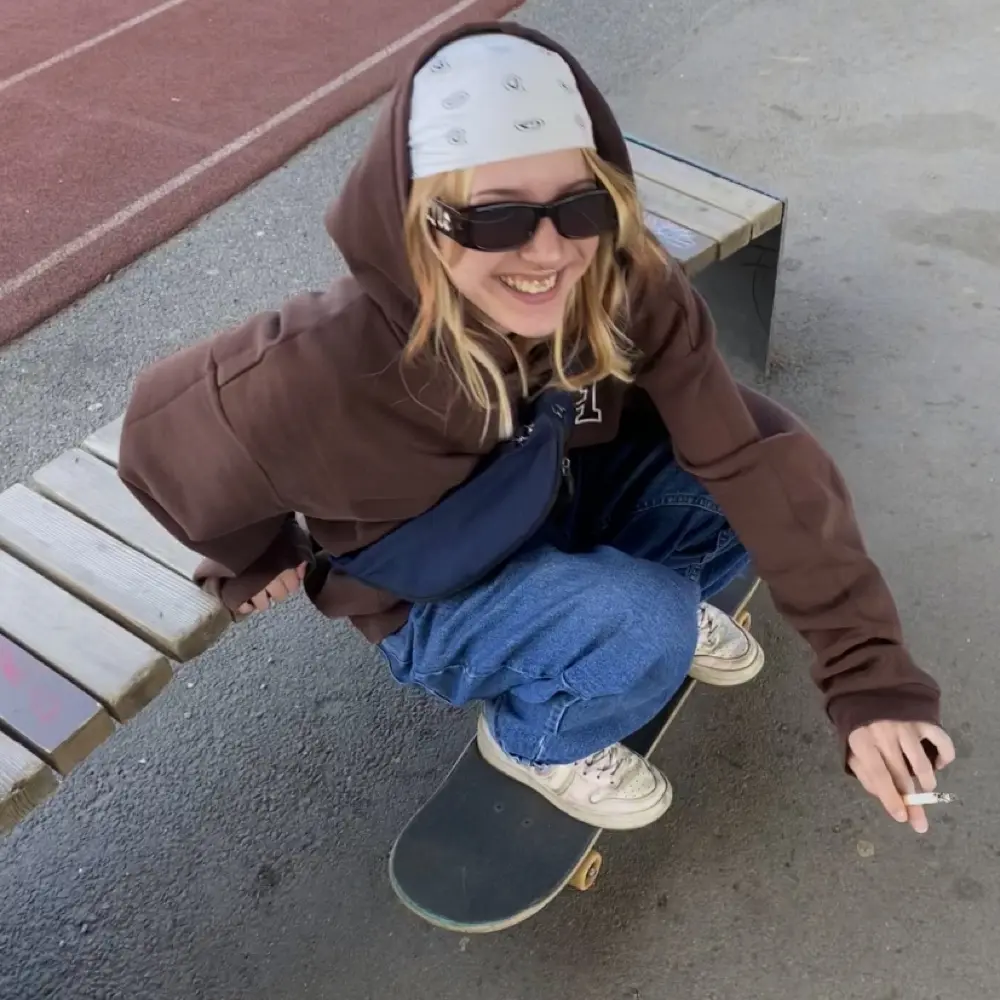 Bookedonhooks profile pic