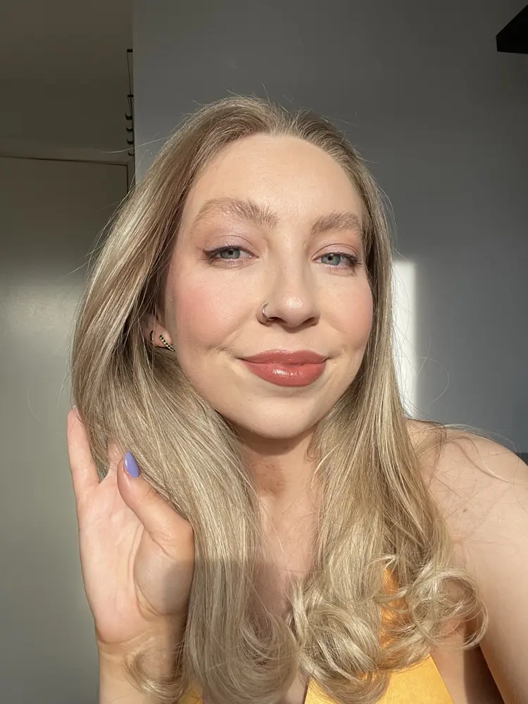 Lucy Hutton profile pic