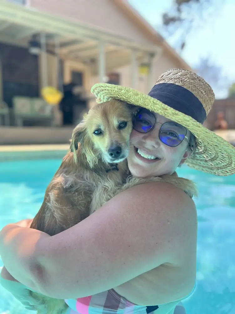 Rae reads too much profile pic