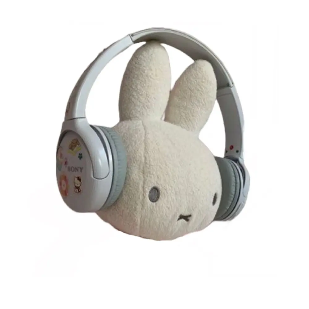 lolabunny profile pic