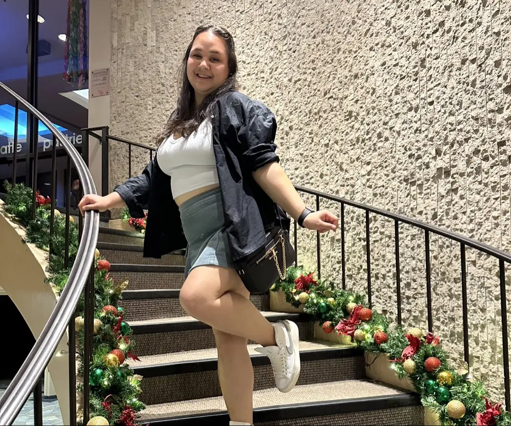 LoveleeshayReads profile pic