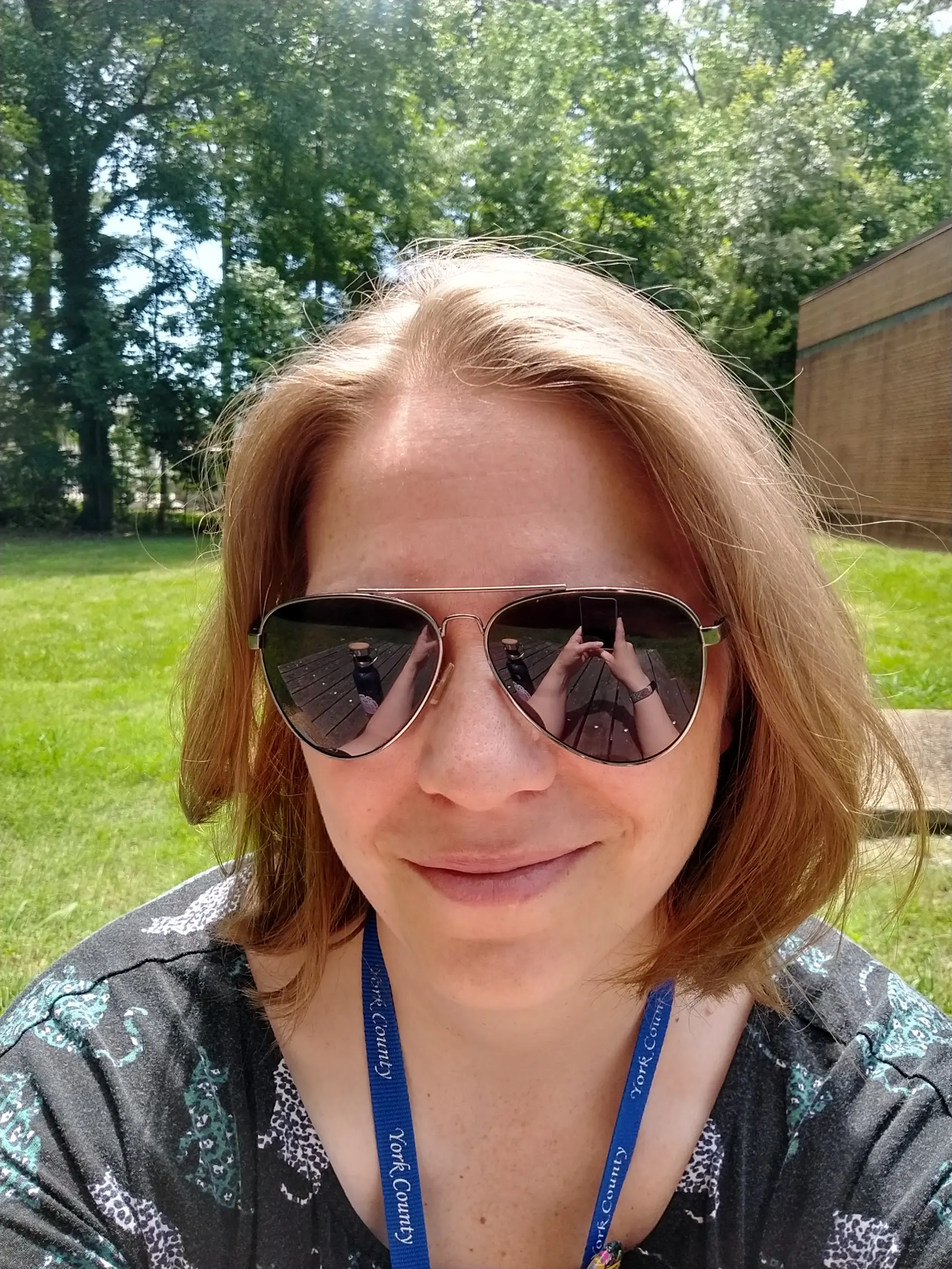 Nerdylibrarian profile pic