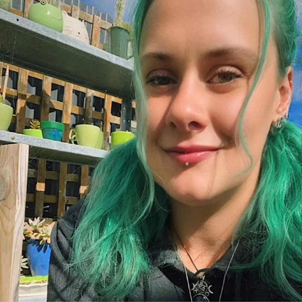 GreenQueen profile pic