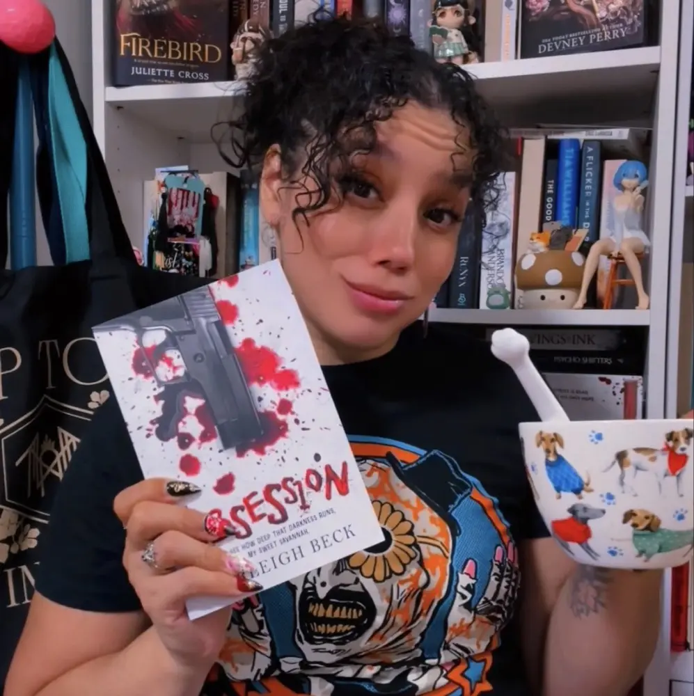 Ginnie Reads, moderator