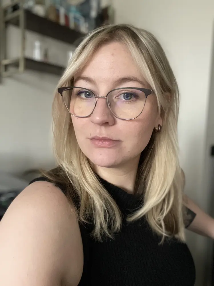 Woodscommaelle profile pic