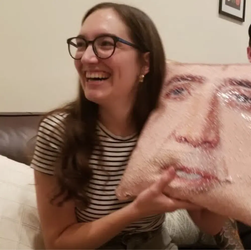 AngelaRowan profile pic