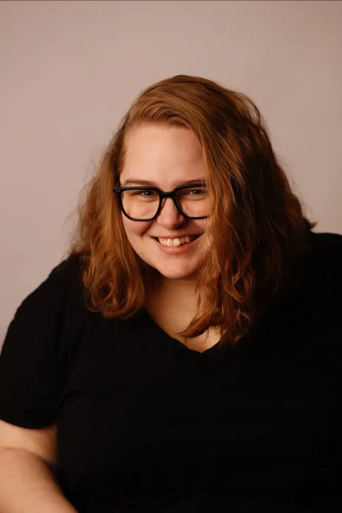 daydreaming profile pic