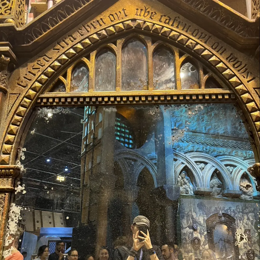 Roz Levy profile pic