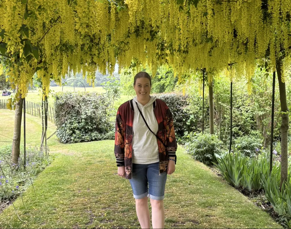 Victoria Teasdale profile pic