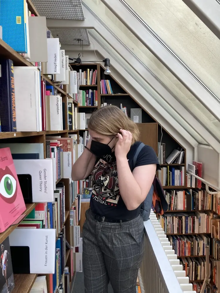 LenasLibrary profile pic