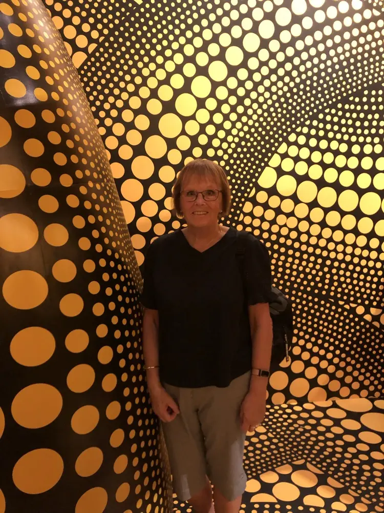 Linda Lee profile pic