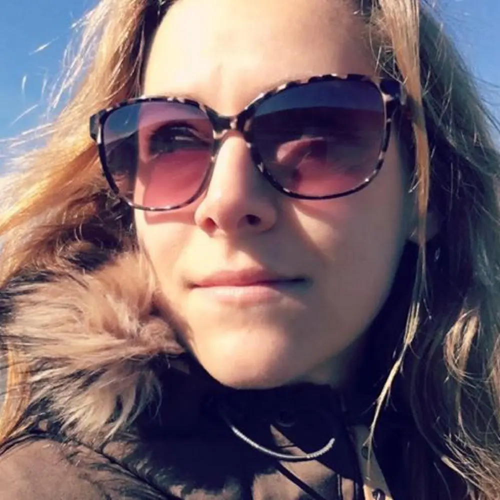 Bri profile pic