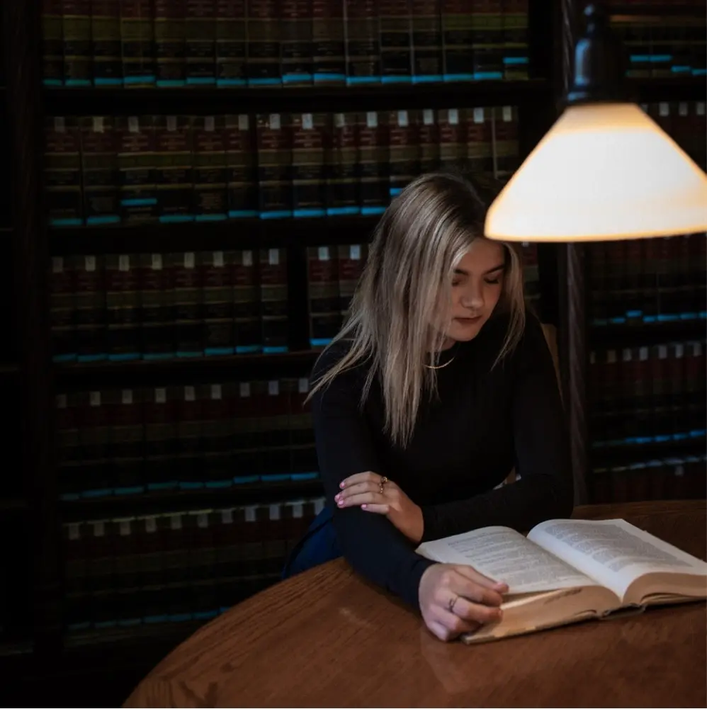 Delaney Williams profile pic