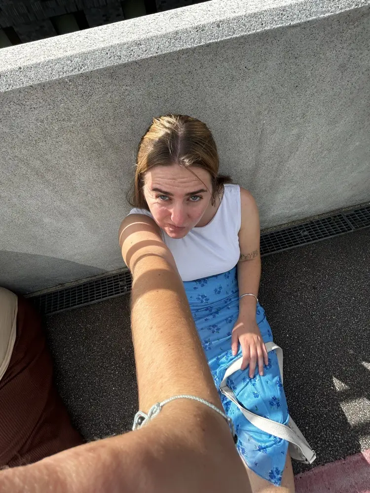 Lucy1034 profile pic