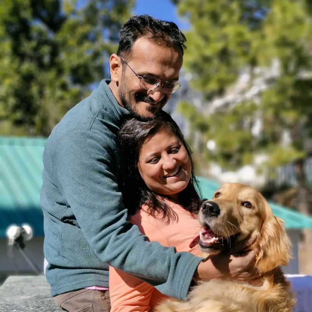 poojan bhatt profile pic