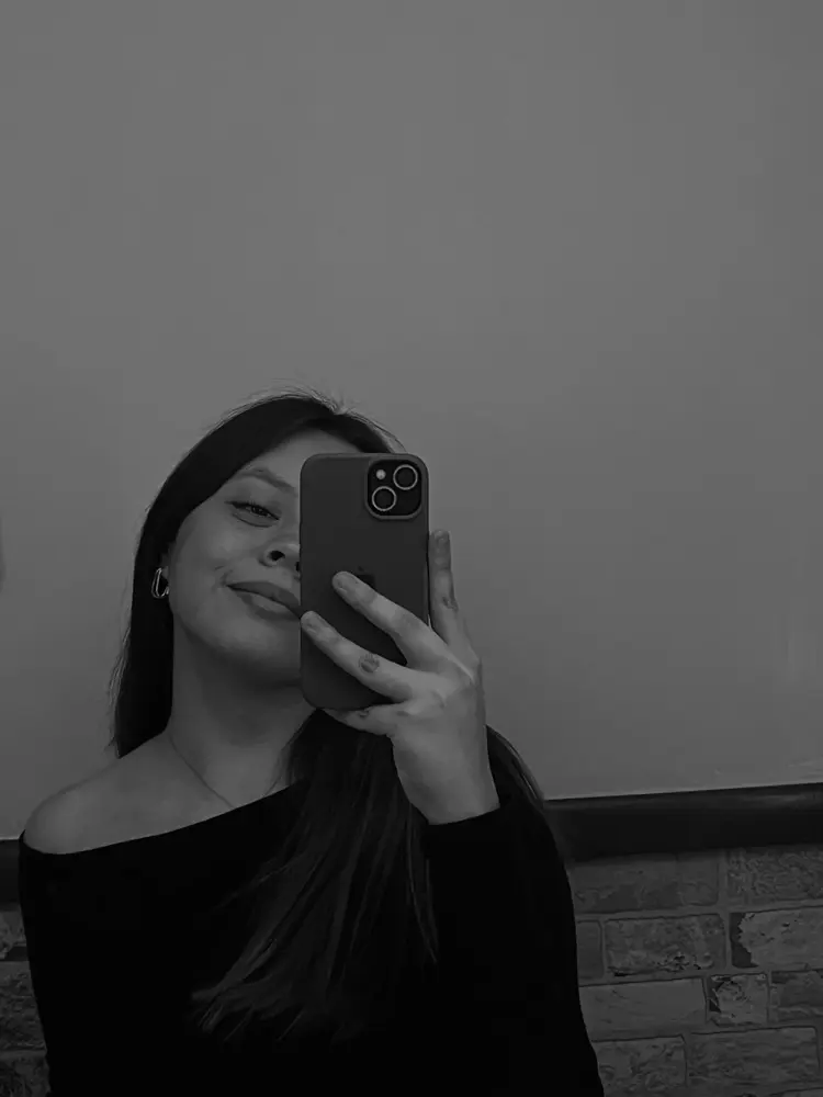 Stephanie Vela profile pic