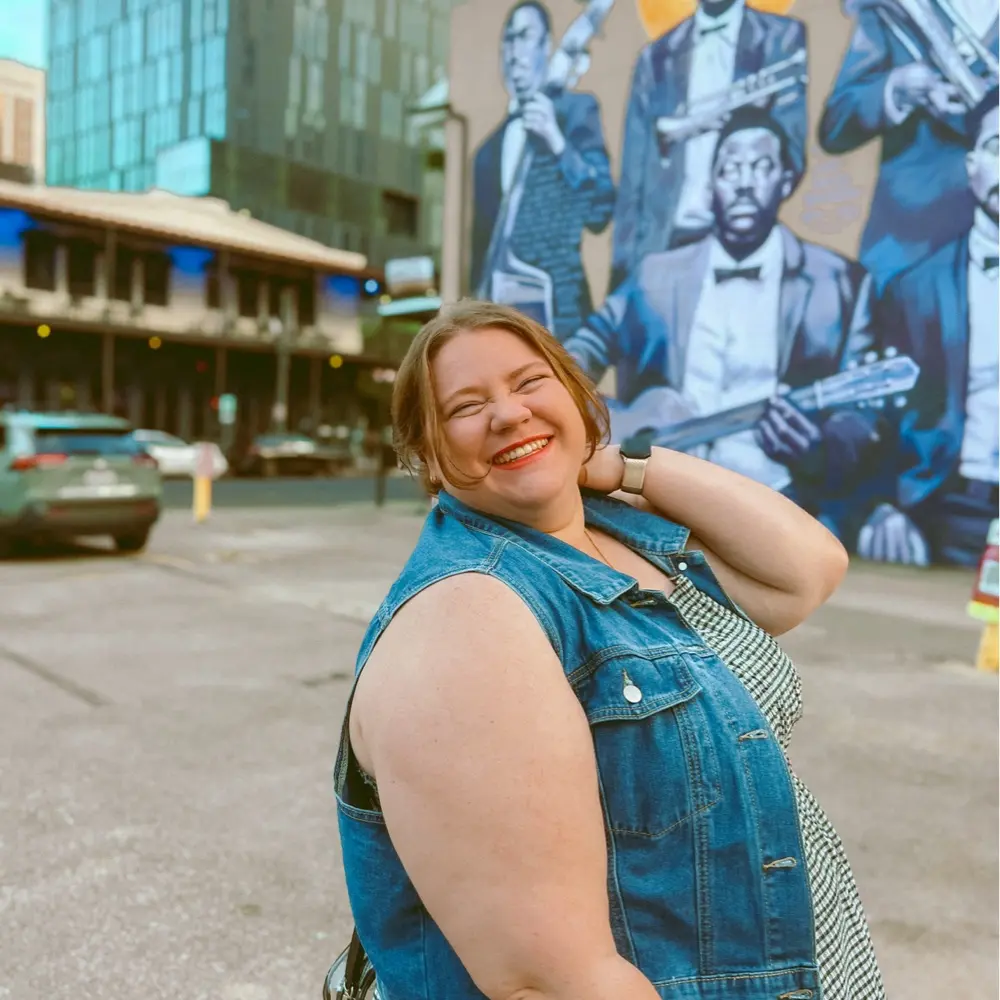 Sarah Aucoin profile pic