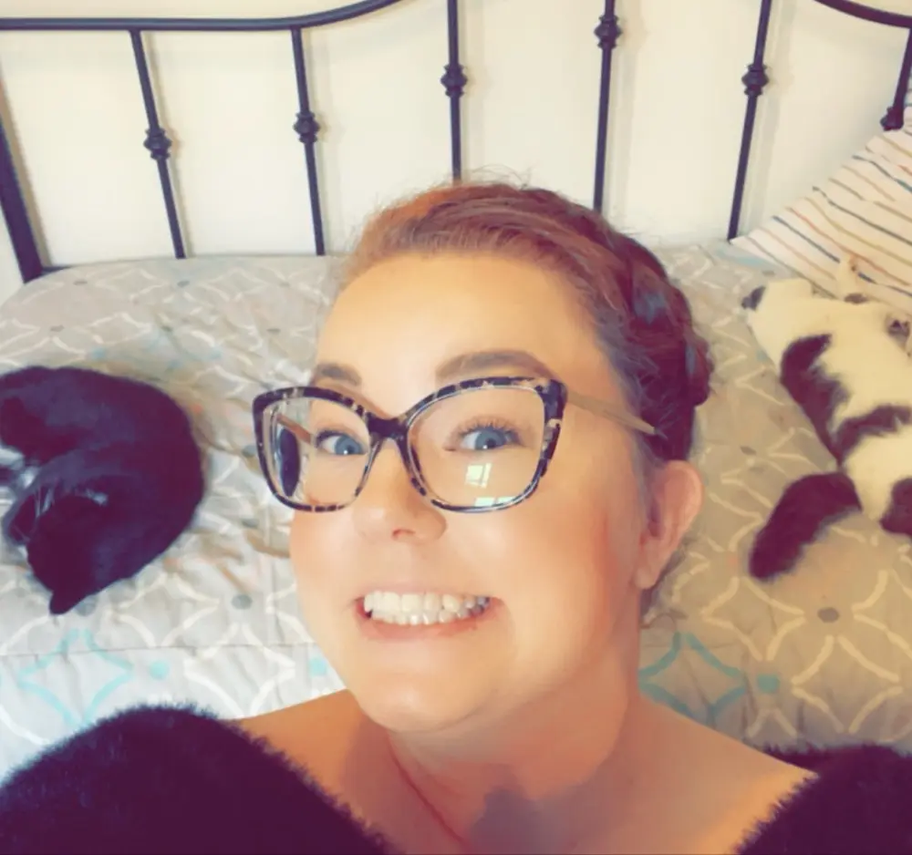 lovefromnikki profile pic