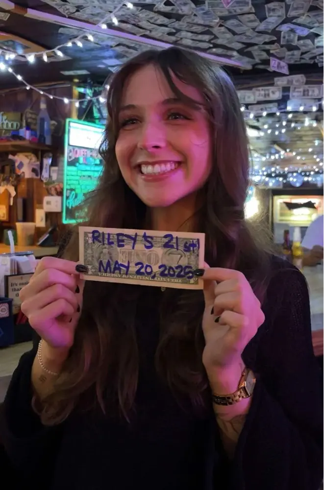 Riley <\3 profile pic