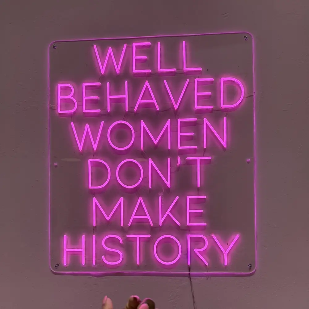 SammiKoalaReads profile pic