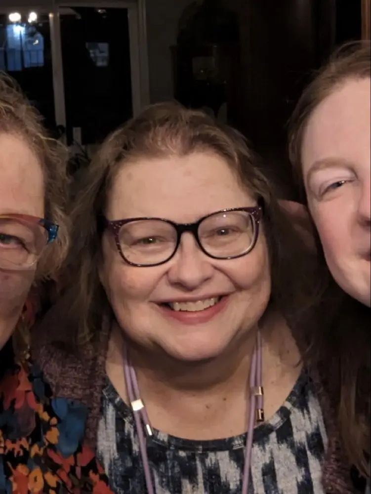 Debora Palmer profile pic